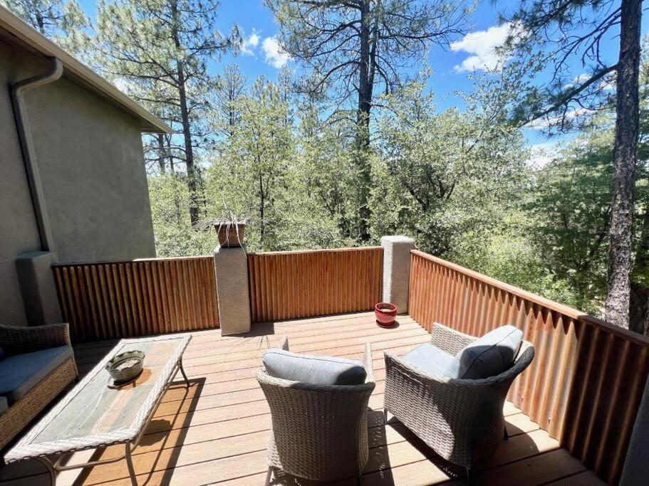 Elegant Cabin Among The Pines-Views, Near Downtown Πρέσκοτ Εξωτερικό φωτογραφία