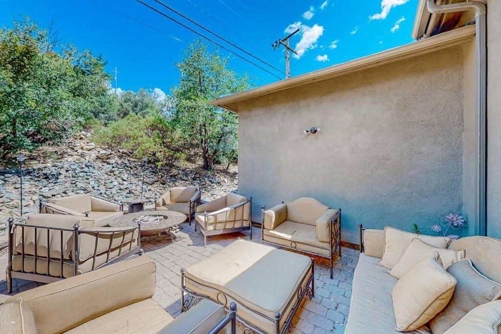 Elegant Cabin Among The Pines-Views, Near Downtown Πρέσκοτ Εξωτερικό φωτογραφία